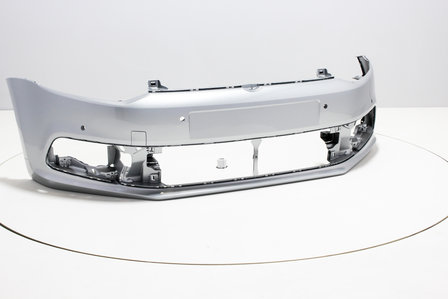 Front Bumper +PDC Volkswagen Polo 6C REFLEXSILVER (LA7W)