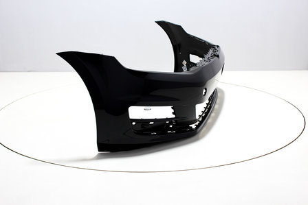 Front Bumper Volkswagen Golf 7 BRILJANTSCHWARZ (L041)