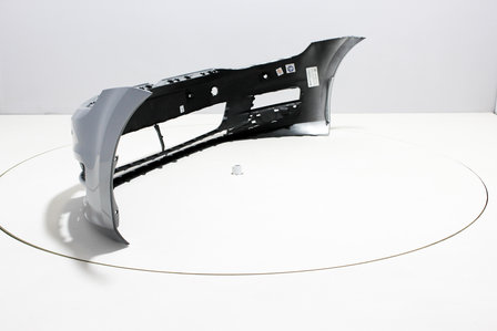 Front Bumper +PDC Volkswagen Golf 7 REFLEXSILVER (LA7W)