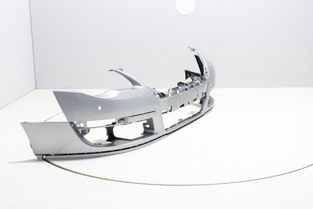 Front Bumper +PDC Volkswagen Passat 3C REFLEXSILVER (LA7W)