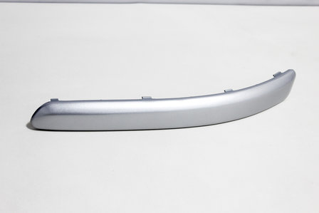 Front Bumper Moulding Trim Left Volkswagen Polo 9N3 REFLEXSILVER (LA7W)