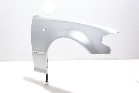 Fender Front Right BMW 3 Serie E46 TITANSILBER (354)