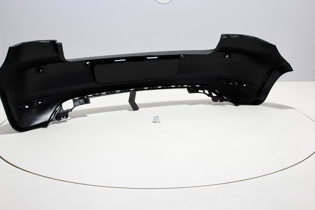 Rear Bumper +PDC Volkswagen Golf 6 BRILJANTSCHWARZ (L041)