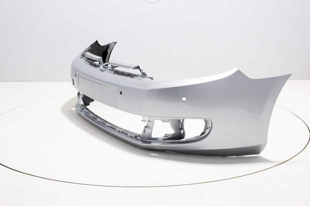 Front Bumper +PDC Volkswagen Golf 6 REFLEXSILVER (LA7W)