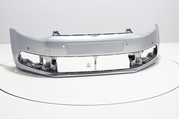 Front Bumper +PDC Volkswagen Polo 6C REFLEXSILVER (LA7W)