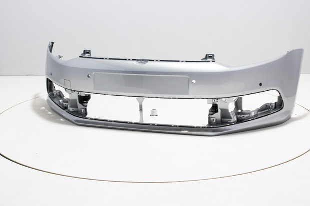 Front Bumper +PDC Volkswagen Polo 6C REFLEXSILVER (LA7W)