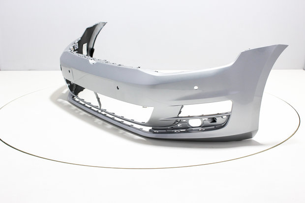 Front Bumper +PDC Volkswagen Golf 7 REFLEXSILVER (LA7W)