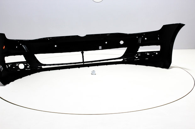 Front Bumper +PDC +Headlampwashers Volkswagen Golf 7 DEEPBLACK (LC9X)