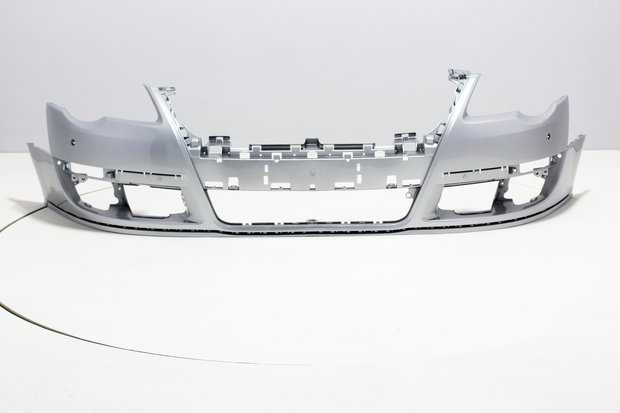 Front Bumper +PDC Volkswagen Passat 3C REFLEXSILVER (LA7W)